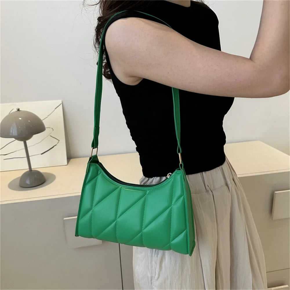PU Leather Shoulder Bag for Women Fashionable Simple Armpit Bag Trendy Casual Commuting Crossbody Bag Girl Chain Bag New