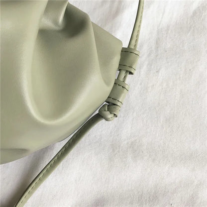 Fashion Women Shoulder Bag New Arrival Crossbody Bag Female Solid Color Pleated Design Ladies Bag Mini Zipper Cloud Bag For Girl
