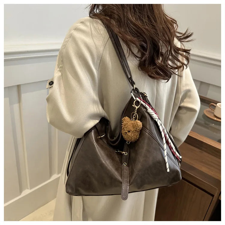 Retro Large Capacity Women's Tote Bag Fashionable Casual Double Shoulder Backpack for Autumn Winter New Arrival Trendy Handbags