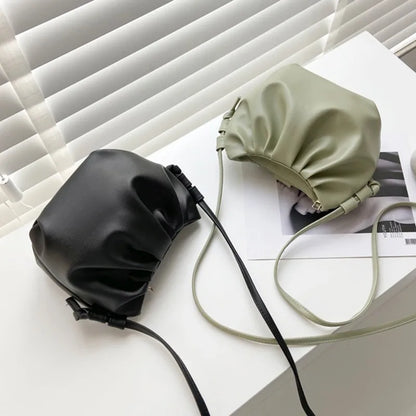 Fashion Women Shoulder Bag New Arrival Crossbody Bag Female Solid Color Pleated Design Ladies Bag Mini Zipper Cloud Bag For Girl