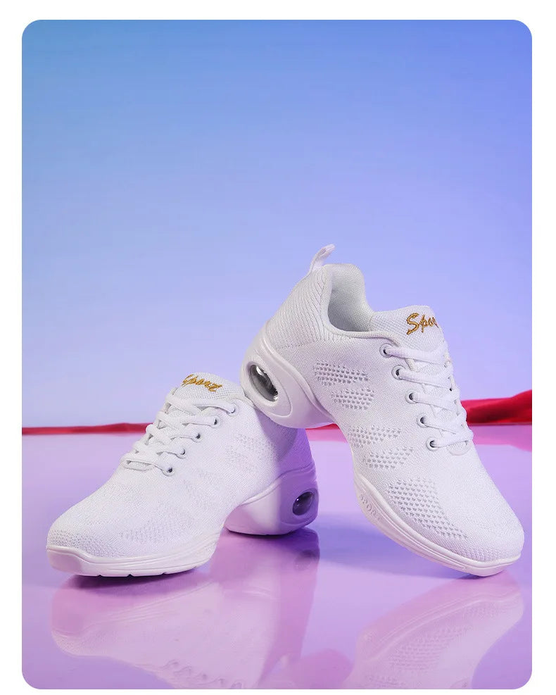 Women Sneakers Mesh Breathable Casual Flats Lace-Up Ladies Fashion Lightweight Soft Sneakers