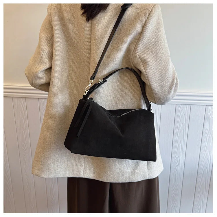 New Fashion Simple Fall Winter Spacious Boston Tote Bag Soft Matte Suede Design Women's Large Capacity Portable Hand Strap Bag