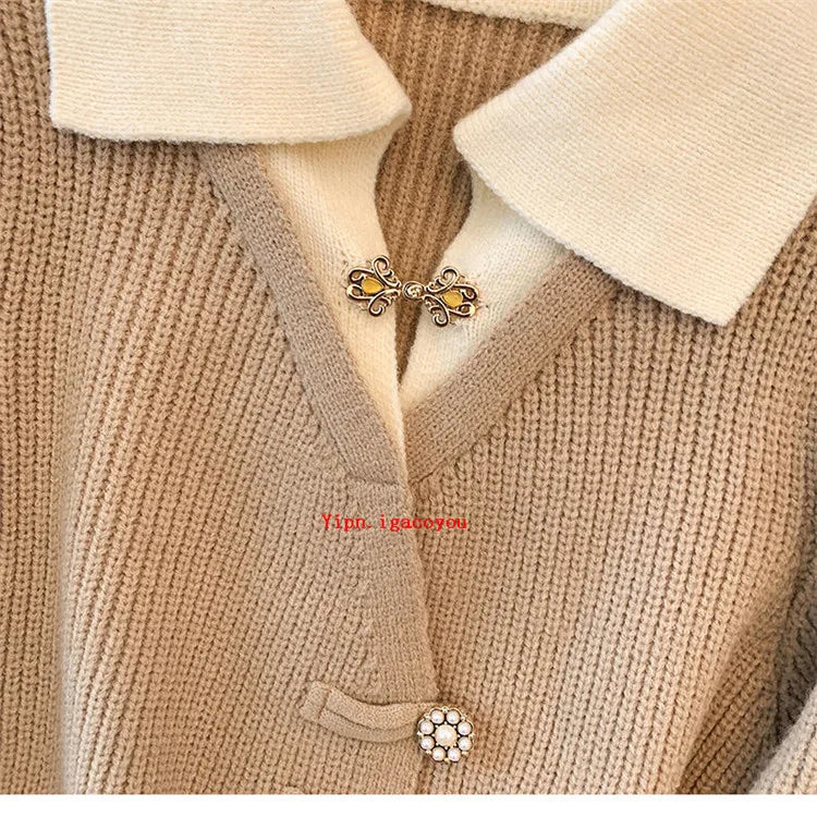 2025 Autumn Winter New Splicing Fake Two Pieces Knitted Cardigan Sweater Women Jacket Fashion Knitwear Loose Ladies Tops B693
