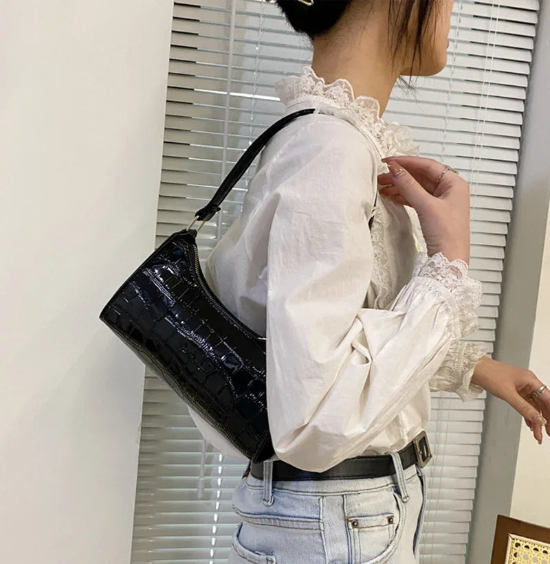 Fashion PU Leather Bags for Women Alligator Pattern Armpit Handbag Female Small Underarm Messenger Bag and Purse Designer Bag