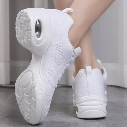 Women Sneakers Mesh Breathable Casual Flats Lace-Up Ladies Fashion Lightweight Soft Sneakers