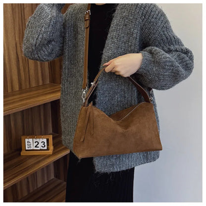 New Fashion Simple Fall Winter Spacious Boston Tote Bag Soft Matte Suede Design Women's Large Capacity Portable Hand Strap Bag
