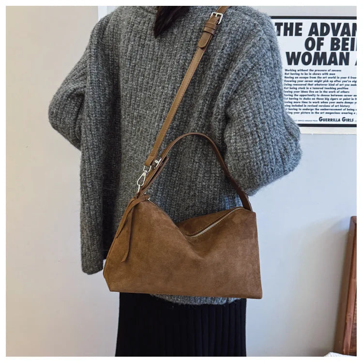 New Fashion Simple Fall Winter Spacious Boston Tote Bag Soft Matte Suede Design Women's Large Capacity Portable Hand Strap Bag