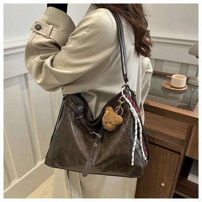 Retro Large Capacity Women's Tote Bag Fashionable Casual Double Shoulder Backpack for Autumn Winter New Arrival Trendy Handbags