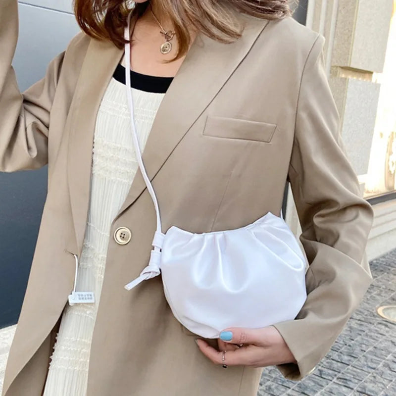 Fashion Women Shoulder Bag New Arrival Crossbody Bag Female Solid Color Pleated Design Ladies Bag Mini Zipper Cloud Bag For Girl
