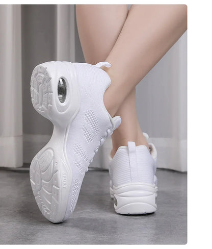 Women Sneakers Mesh Breathable Casual Flats Lace-Up Ladies Fashion Lightweight Soft Sneakers