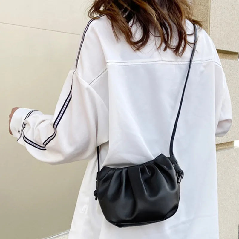 Fashion Women Shoulder Bag New Arrival Crossbody Bag Female Solid Color Pleated Design Ladies Bag Mini Zipper Cloud Bag For Girl