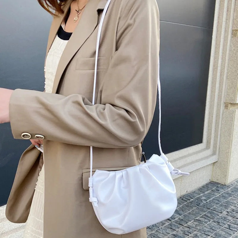 Fashion Women Shoulder Bag New Arrival Crossbody Bag Female Solid Color Pleated Design Ladies Bag Mini Zipper Cloud Bag For Girl